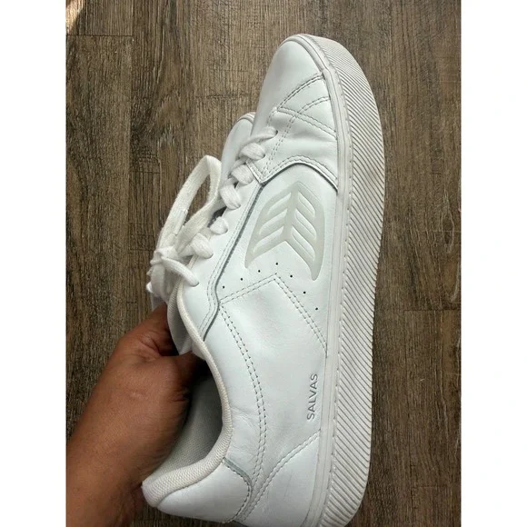 Cariuma Salvas White Leather Low Top Sneakers Mens 12 Womens 13.5 411301W26M120 - Picture 2 of 8